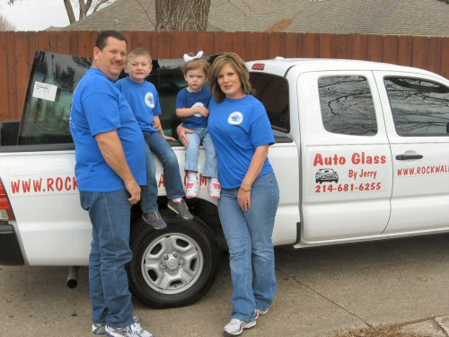 Photo of Jerry and Tammy Jones, owners of Auto Glass by Jerry in Rockwall, Texas